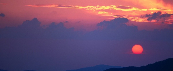 Smoky Mountain Sunset, Morton's Overlook, Tennes (click to view)