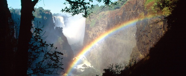 Victoria Falls Rainbow, Zimbabwe      I (click to view)