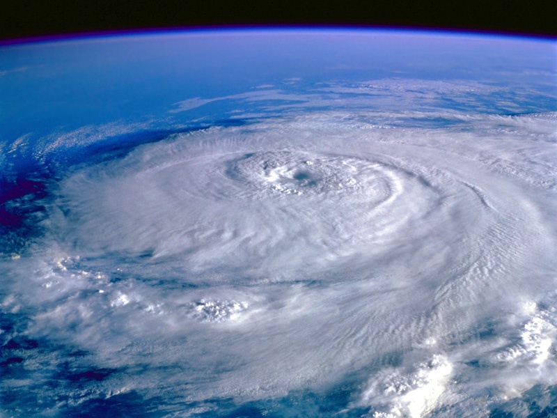 ��� �������  , ��� ������� , ������ ������� 2017 eye_of_the_storm_hur
