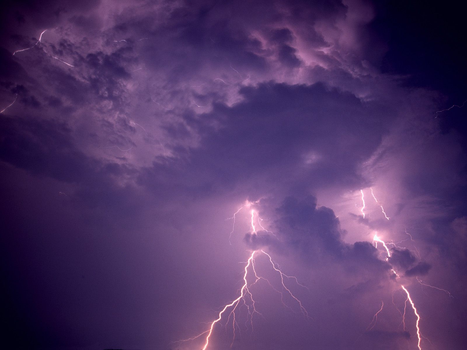 Lightning over Dauphin Island, Alabama   1600x12