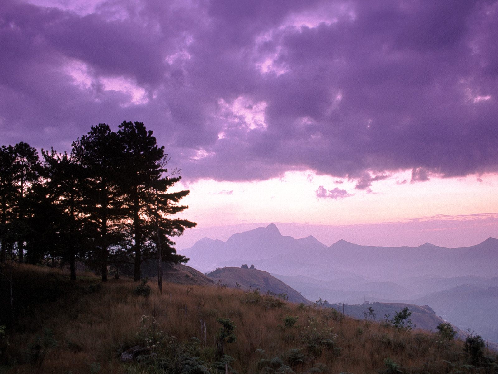 Serra dos Orgaos National Park, Brazil   1600x12